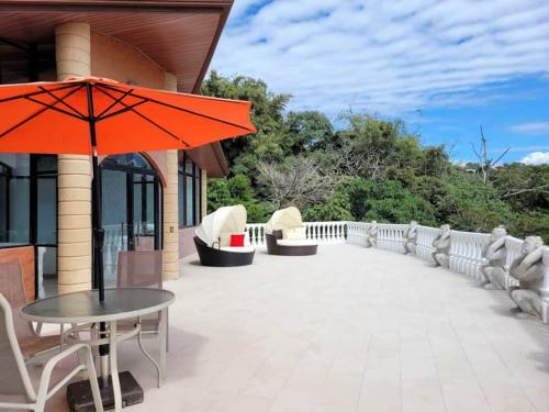 Villa Casa Castillo, 3 Or 6 Bdr, Manuel Antonio, Ocean View