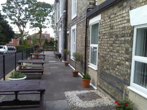 Clifton Hotel Apartments