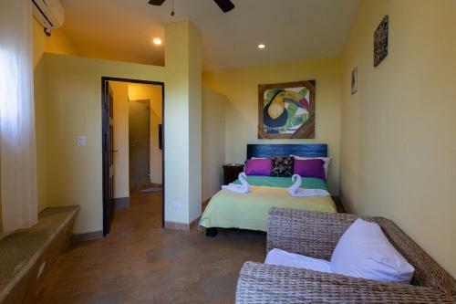 Luxurious 5 Bed 45 Ba Home With Amazing Ocean Views And Private Beach Access