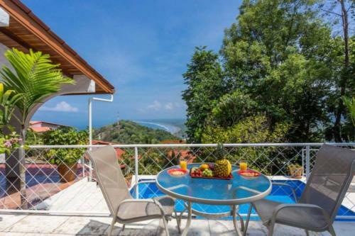 Villa Arturo! 3 Brm, Ocean, Mountain And Town View