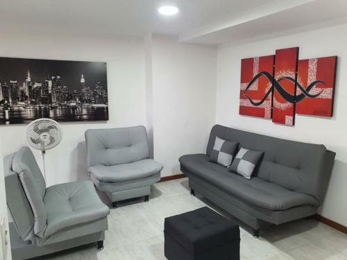 Apartamento 3alc Con Balcon Y Parqueadero Laureles