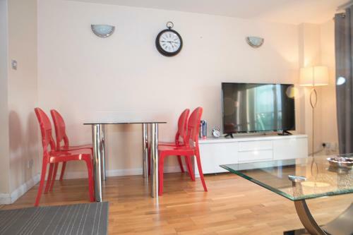 Tranquil Apartment With Stunning Views