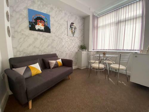 Townhouse @ Etruria Vale Road Stoke