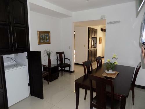 Grand San Jose Apartments