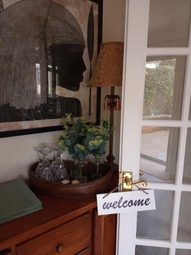 Fabulous 3 Bed Townhouse Overlooking The Water
