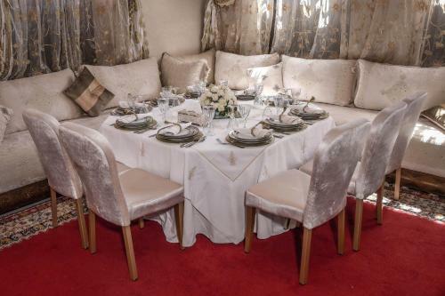 Rosa Damascena -private Villa In A Charming Estate