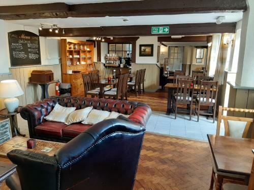 Posada The Stowey Arms