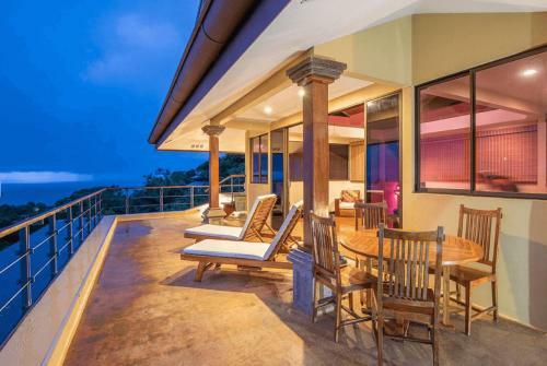 Villa Perezoso Luxury Mansion