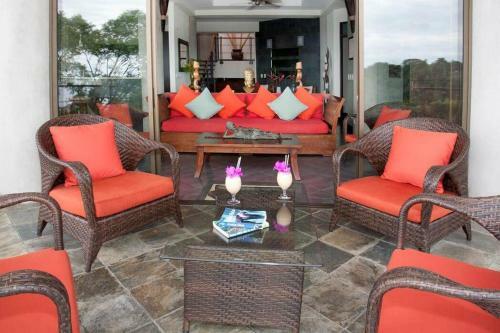 Villa Perezoso Luxury Mansion