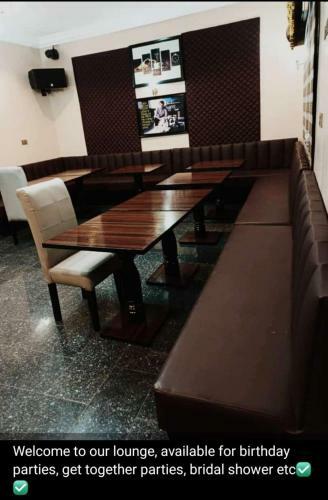 Hostal Jeozi Service Guest House
