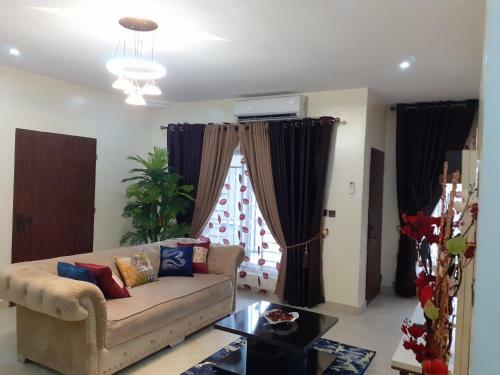 Eve's Luxury Apartments
