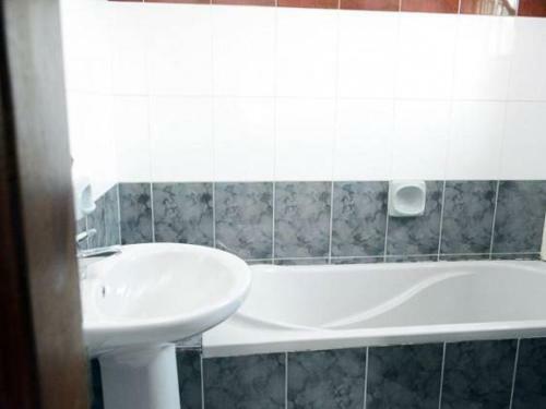 Christine Apartment Hotel Ltd