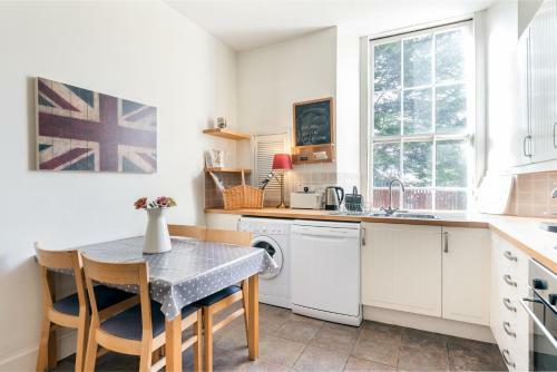 Apartamento Grand & Spacious Central Apt With Wifi