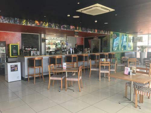 Apartment 18 Gordons Bay Beachfront