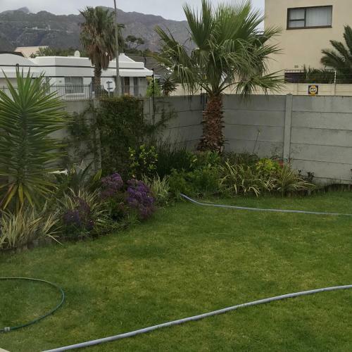 Hostal Bay Breeze Guesthouse