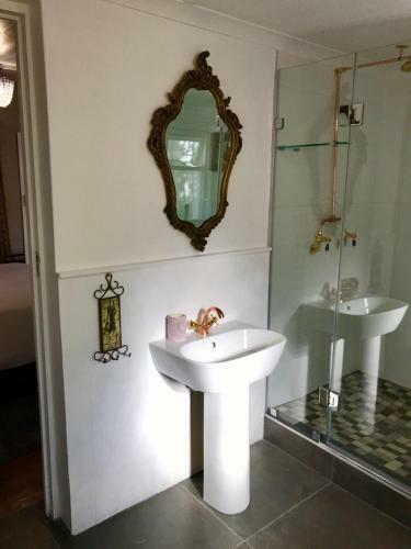 Hostal Wolwedans Guest Manor