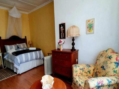 Hostal L'orange Guesthouse