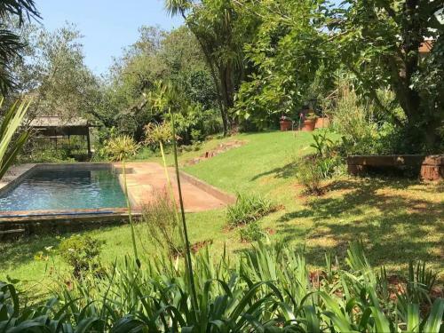 Hostal L'orange Guesthouse