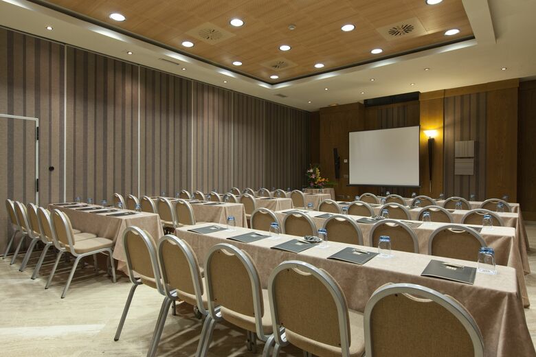 Hotel C�rdoba Center