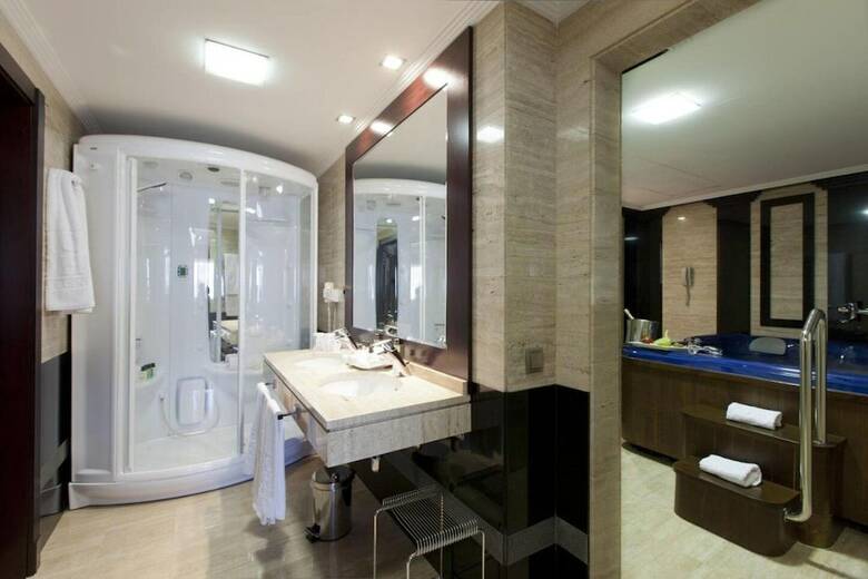 Hotel C�rdoba Center