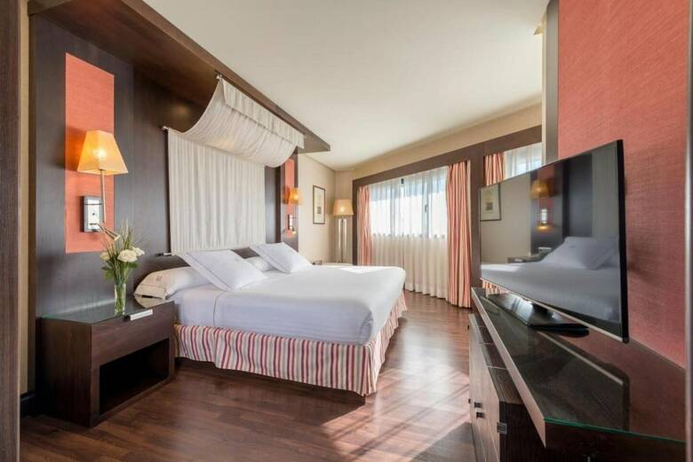 Hotel C�rdoba Center