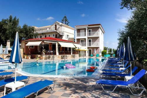 Amoudi Studios Apartments Hotel