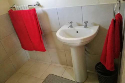 Apartamento Centrally Located With Secure Parking One Bedroom