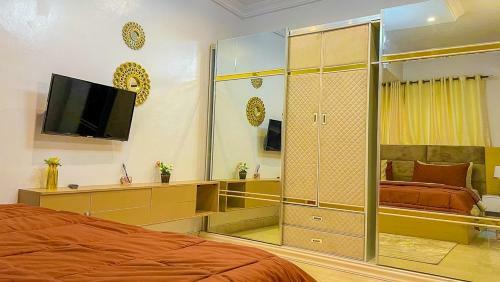 Luxurious 2 Bedroom Serviced Apartment Lekki Phase 1 Lagos