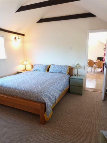 Copton Thatch Lodge