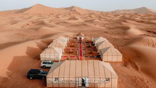 Ideal Desert Camp