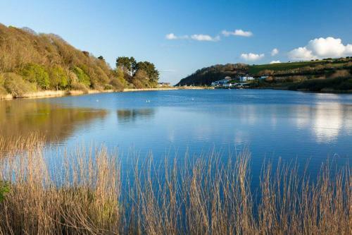 Number 27, Swanpool