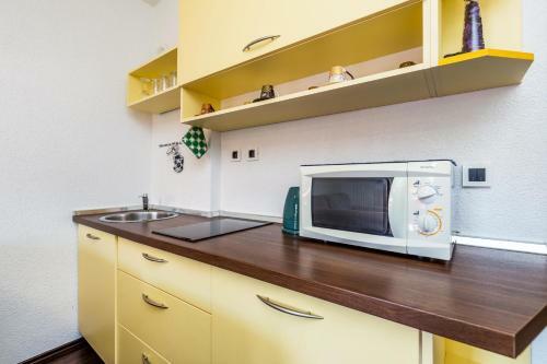 Selak Apartments