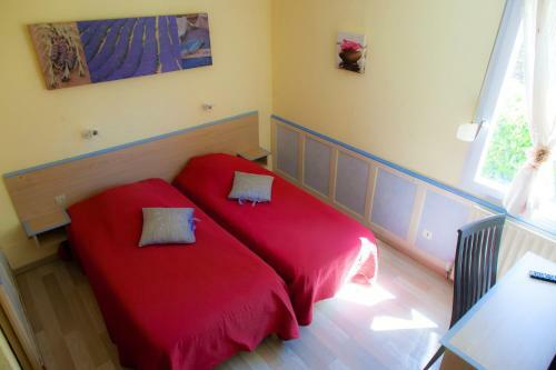 Hotel H�tel Les Lavandins