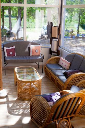 Hotel H�tel Les Lavandins