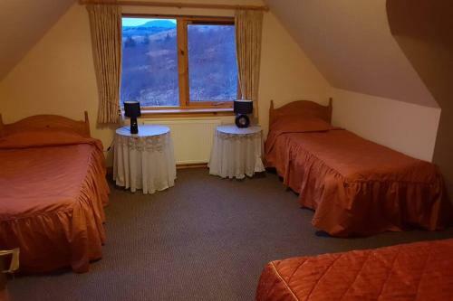 Gasgan. Large Croft House With Amazing Loch Views
