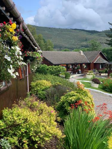 Hotel Roam West