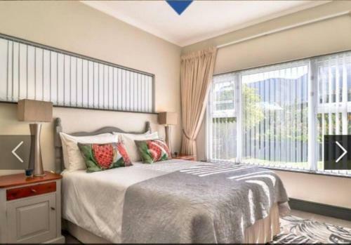 Comfortable 3 Bedroom Holiday Home Near The Beach