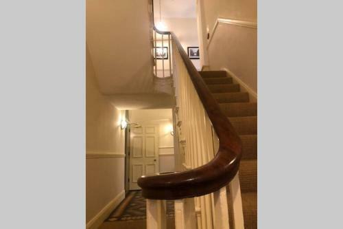 Trendy Apartment Close To Gloucester Quays/docks