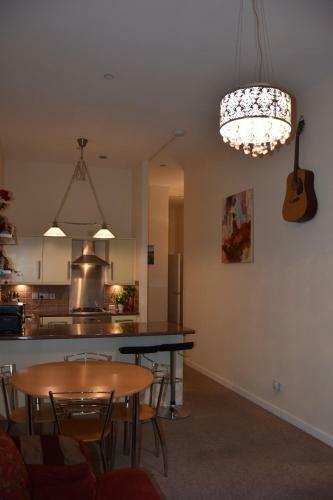 Stunning 2 Bedroom Apartment