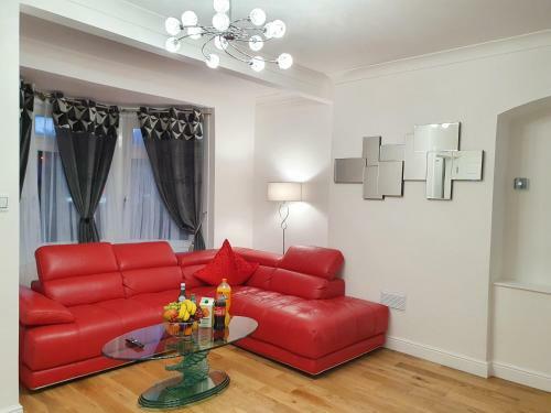 Apartamento Glasgow Comfortable And Modern 3 Bedroom Mid Terraced Villa