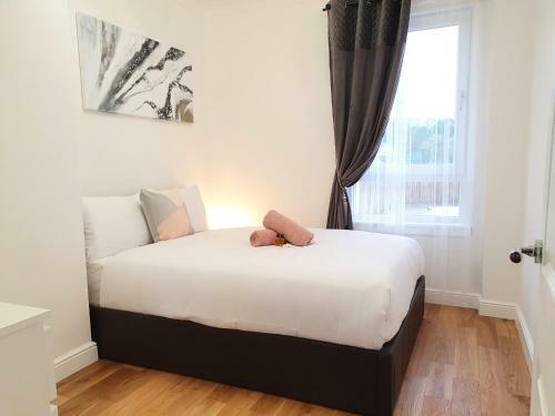Apartamento Glasgow Comfortable And Modern 3 Bedroom Mid Terraced Villa