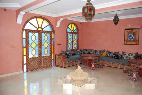 Hostal Riad Les Jardins Mabrouk