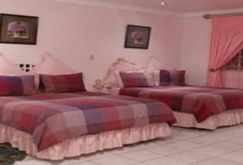 Hostal Lenasia Guest Lodge