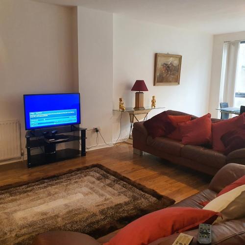Apartamento Modern Apt @tramway Theatre (2bed2bath)