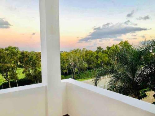 5* Brand New 3 Bed Apartment In Hotspot Location