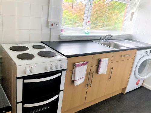 Bookeduk: Modern Apartment In Hatfield Heath