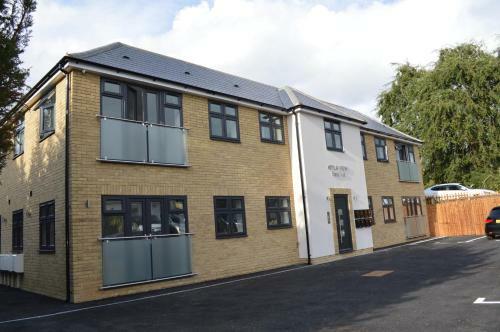 Brand New Luxury One Bed Apartment