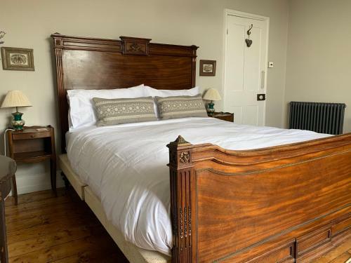 Gloucester House