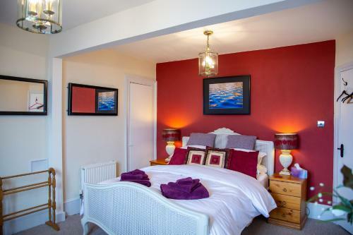 Seagulls Nest Beachfront Apartment With 3 Bedrooms