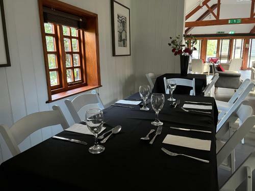 Apartamento Charming 20-bed Self Contained Dwelling In Hook